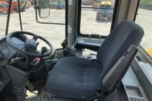 Wheel Loader KAWASAKI KCM 65ZV-2-D - Image 12