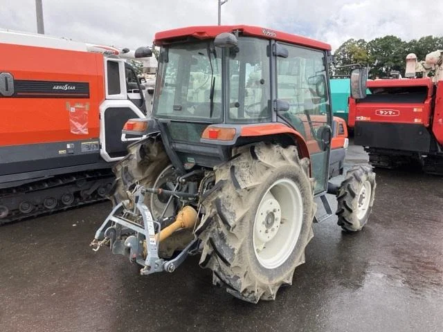 Tractor Farming KUBOTA KUBOTA KL33 - Image 2