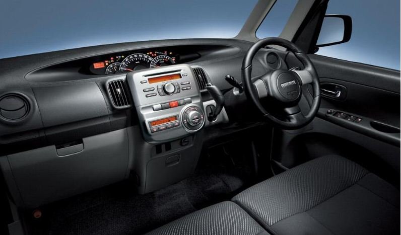 Daihatsu Tanto Custom Brand New - Image 2